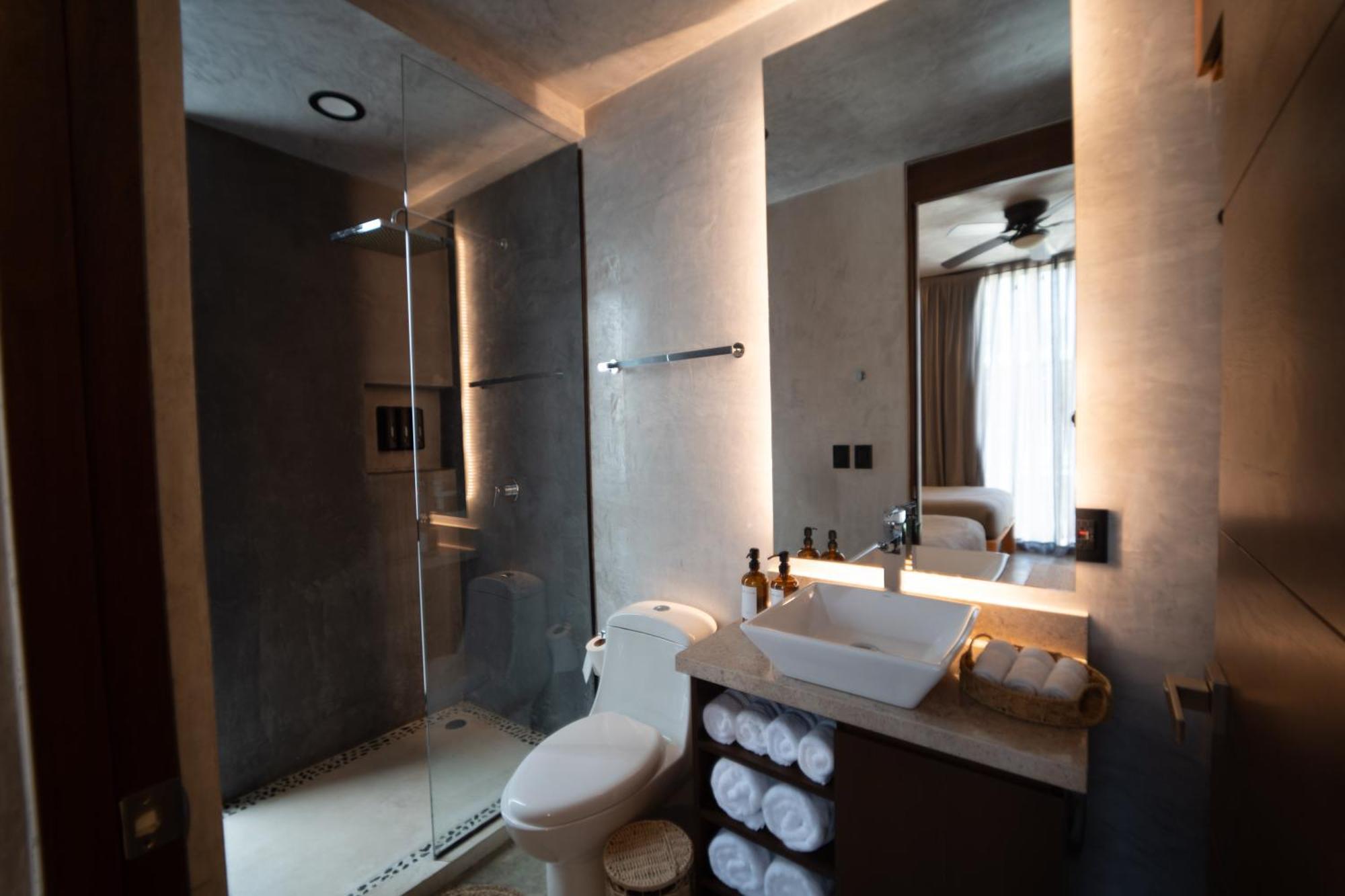 Design Luxury Duo Villas, 24 Pax, 5 Pools & 2 Rooftops, Bbq, Near Tulum