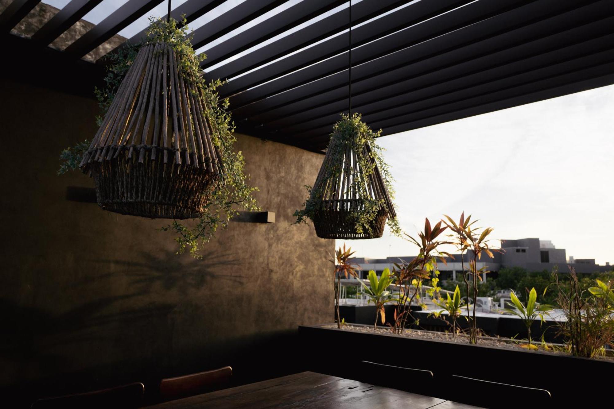 Design Luxury Duo Villas, 24 Pax, 5 Pools & 2 Rooftops, Bbq, Near * Tulum