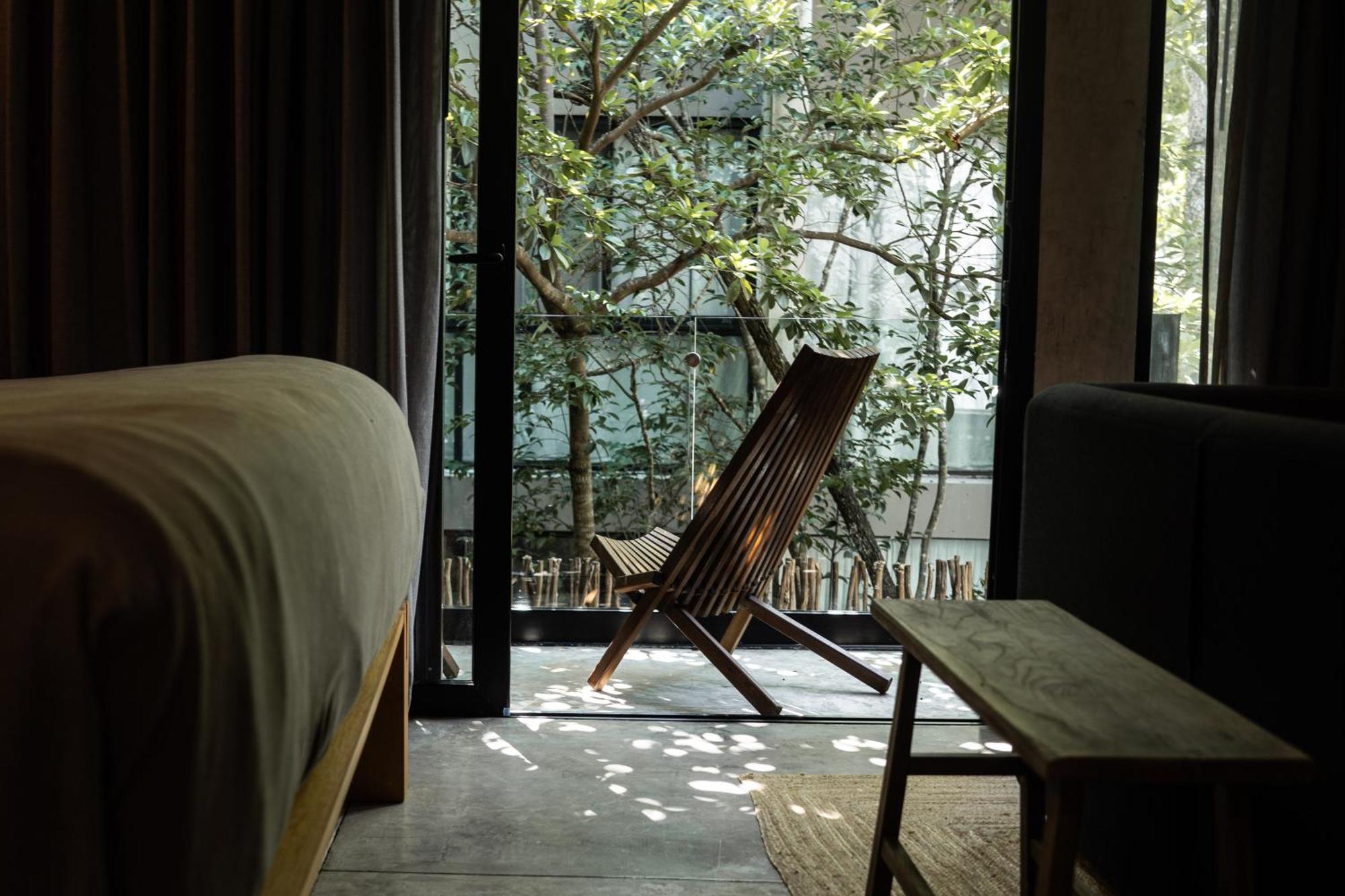 Villa Design Luxury Duo Villas, 24 Pax, 5 Pools & 2 Rooftops, Bbq, Near