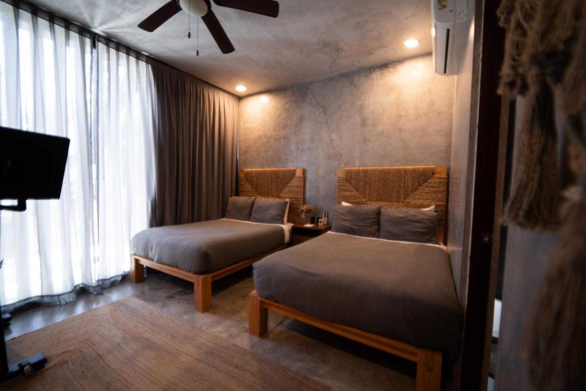 Design Luxury Duo Villas, 24 Pax, 5 Pools & 2 Rooftops, Bbq, Near Villa Tulum