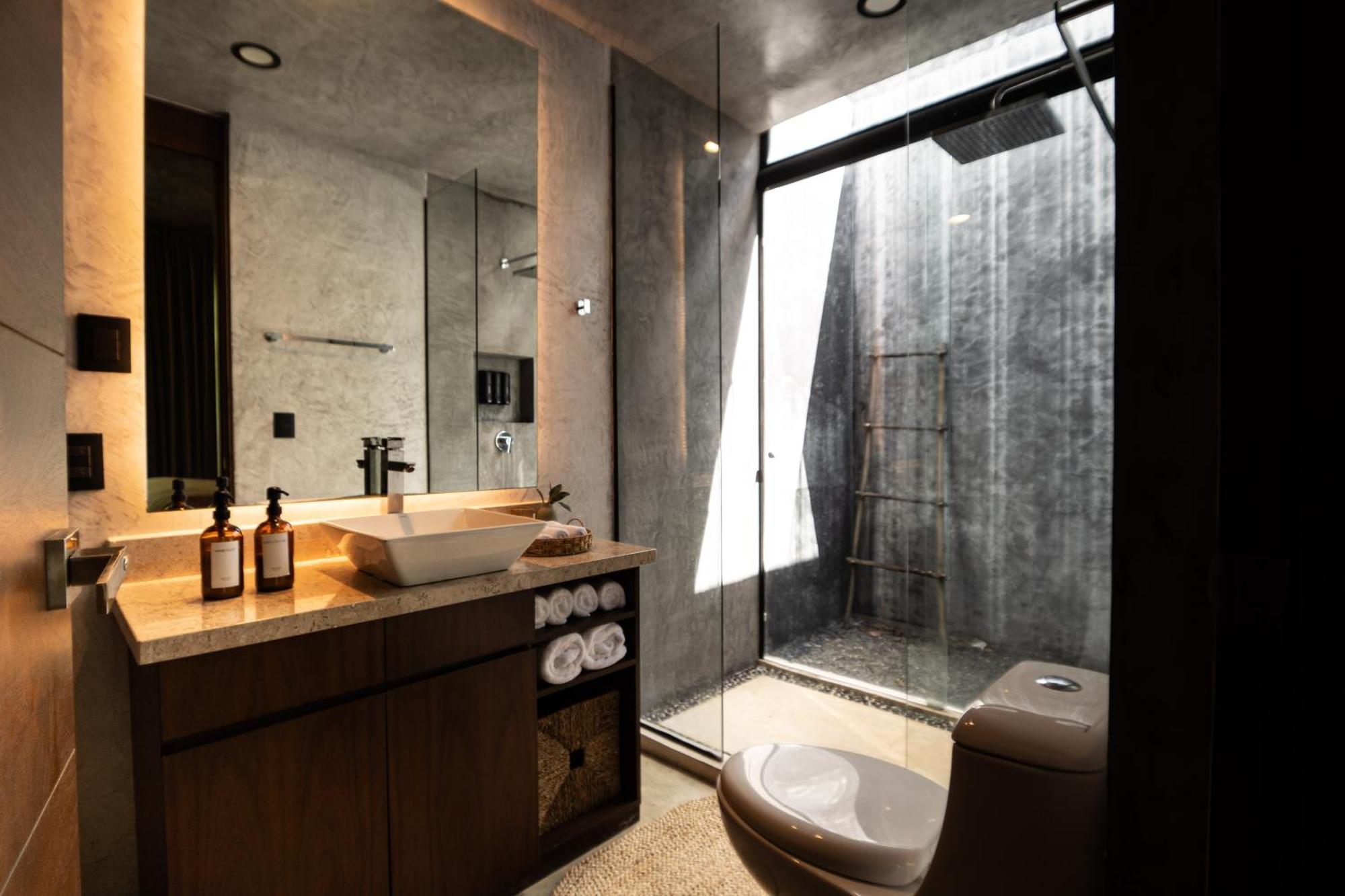 Design Luxury Duo Villas, 24 Pax, 5 Pools & 2 Rooftops, Bbq, Near * Tulum